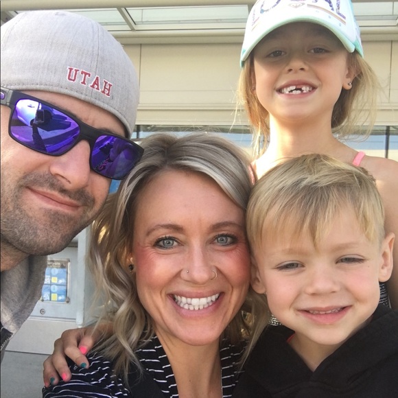 Meet your Posher, Caitlyn - Picture 4 of 6